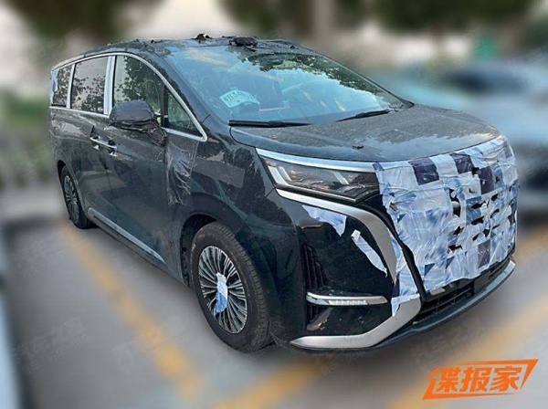 腾势D9 全部在售 2024款 2023款 2022款新款腾势D9路试谍照曝光 增加激光雷达
