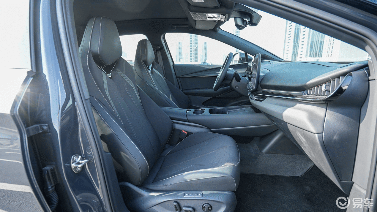 大众ID. 与众对比Model Y，均衡才是硬道理！