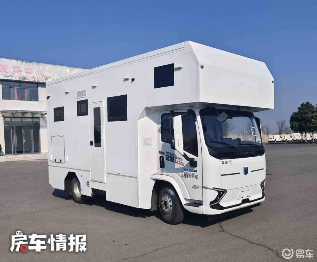 不到20万的重汽皮卡房车？纯电动轻卡房车！都在这波新车里