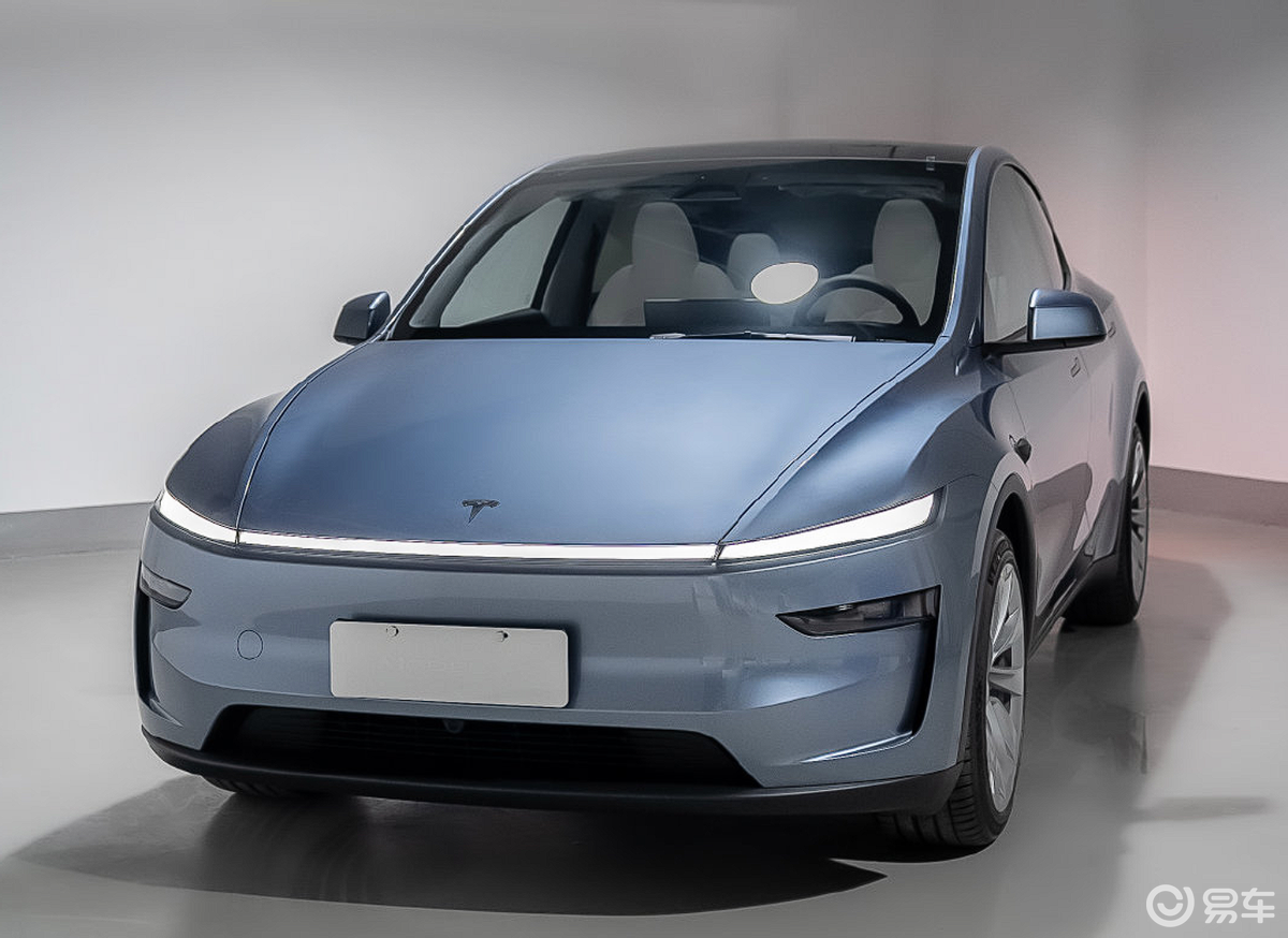 特斯拉新Model Y登场，智界R7凭借先进技术稳占优势