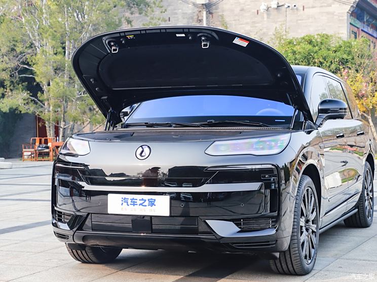 易三方黑科技上车 5米2的大块头也能很灵活！一文带你看懂腾势N9