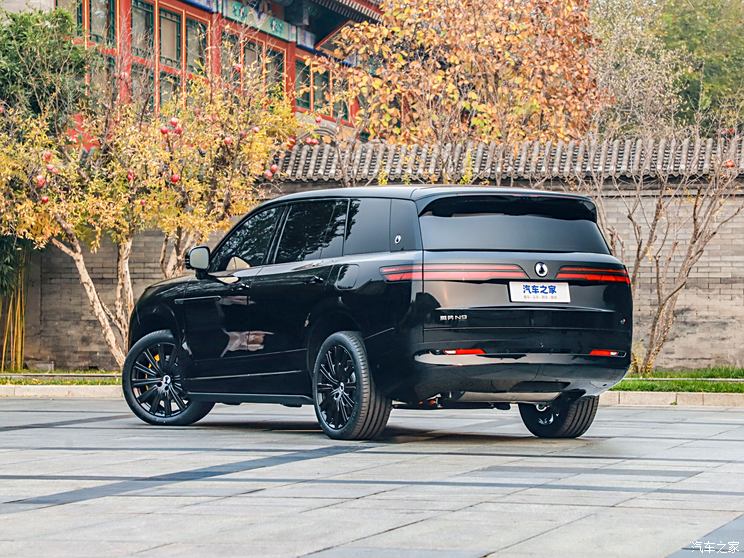 易三方黑科技上车 5米2的大块头也能很灵活！一文带你看懂腾势N9