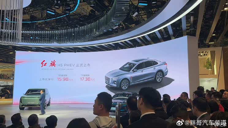 全新雷克萨斯ES/极氪9X/仰望U8L等 2025上海车展新车汇总（下）
