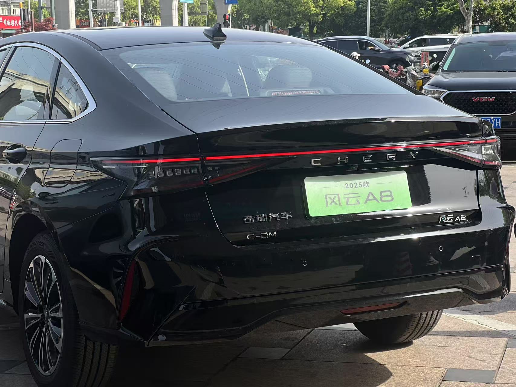 8万级混动家轿，2025款风云A8的含金量如何？