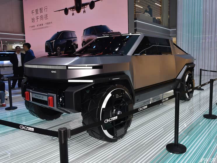 2025上海车展：看了这些车开始期待2026年 宝马/大众将要开始反击