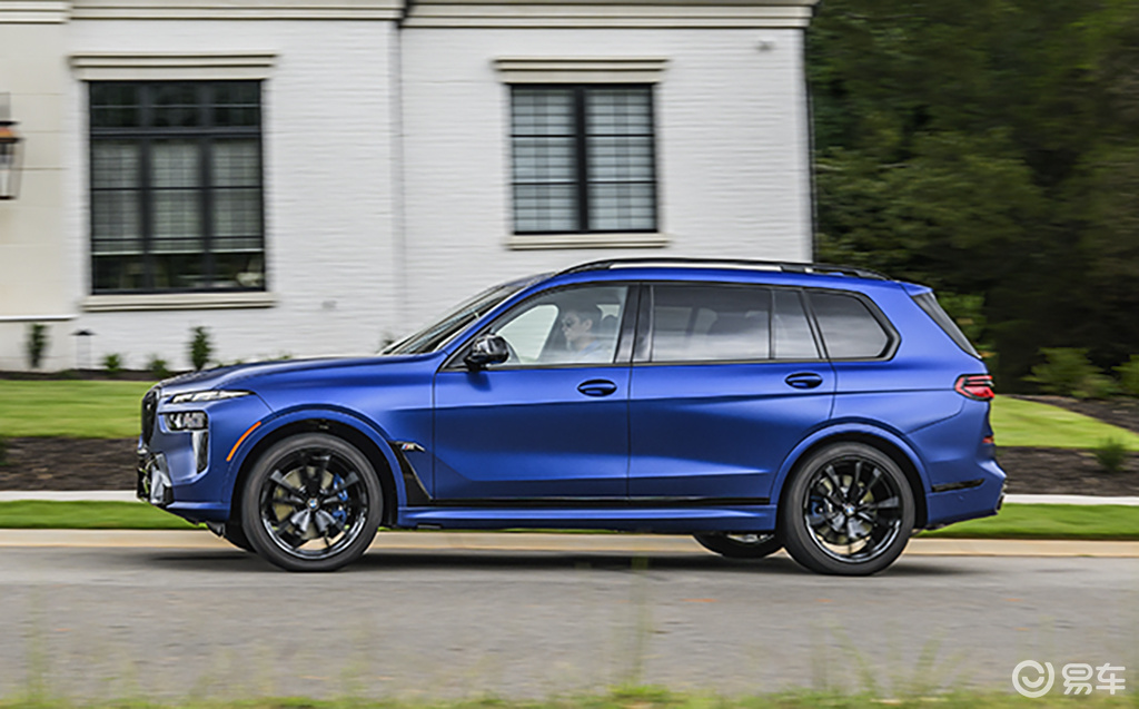 越大越好：BMW X7