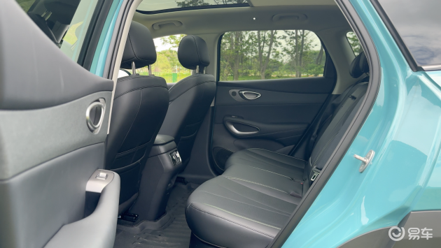 深蓝S05 VS 海狮05EV:15万内纯电SUV