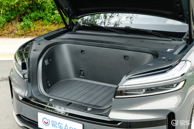 乐道L90开启预售 预售价27.99万元起