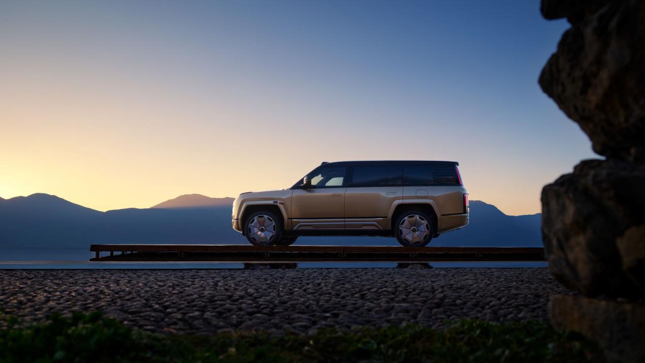 预售130万！仰望U8L可能是最懂中国人的豪华SUV