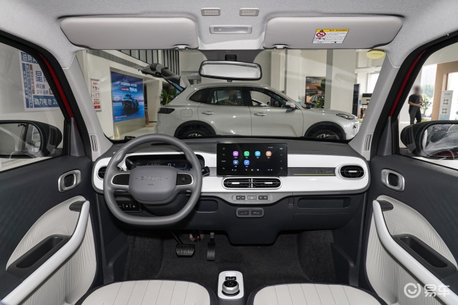 吉利熊猫卡丁猪猪侠限定版正式上市 快乐专享价4.69万元