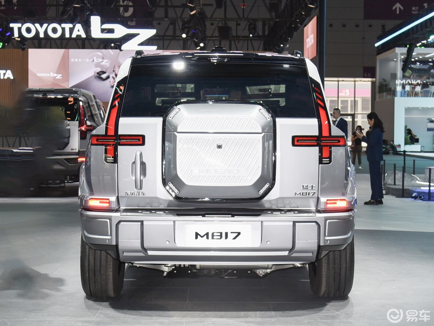 华为智驾+非承载式车身，猛士M817上市，31.99万起