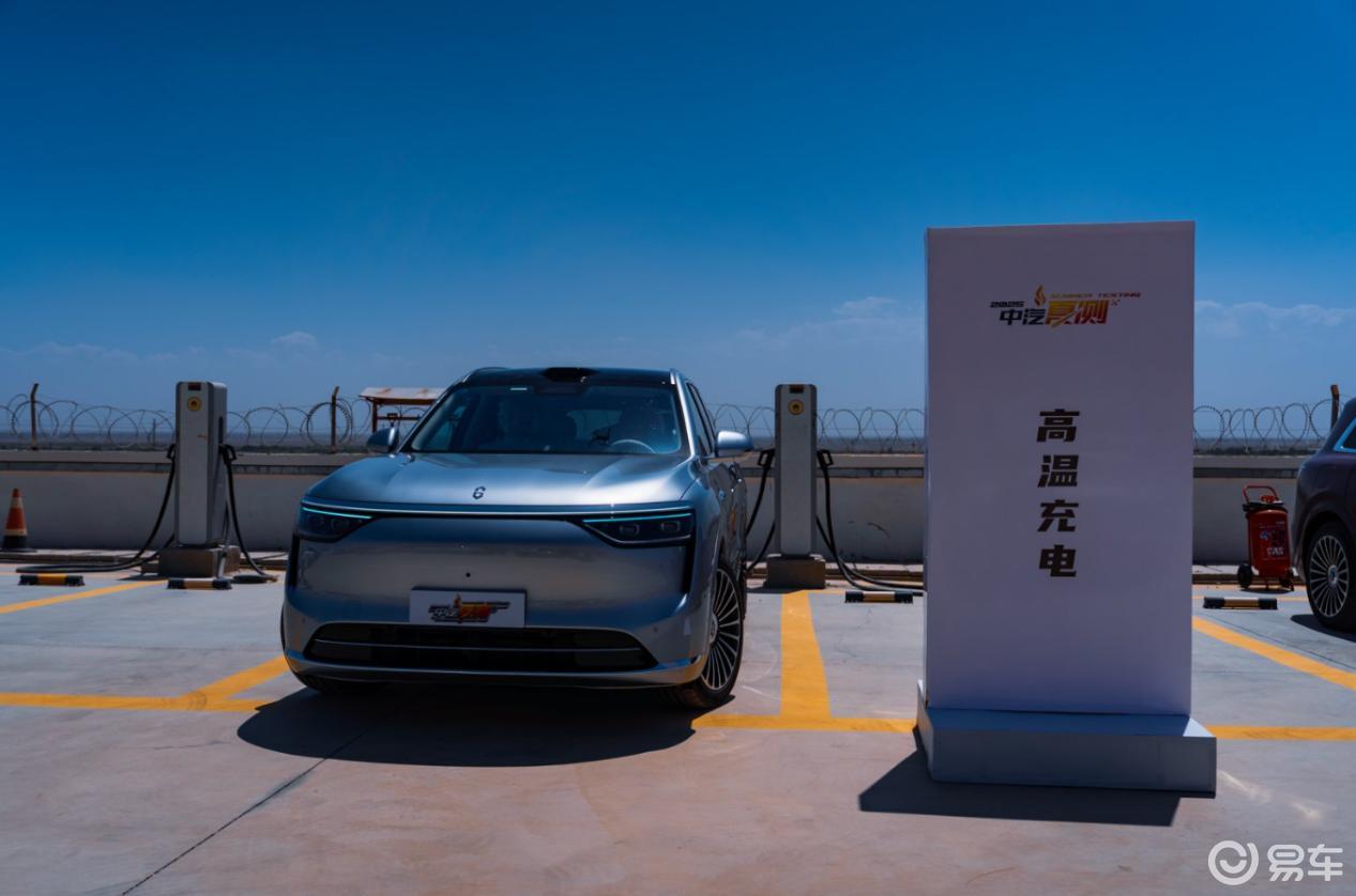 强光下130km/h刹停！问界M8的安全极限到底在哪儿？