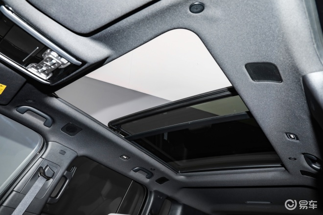 2025成都车展：方程豹钛7亮相