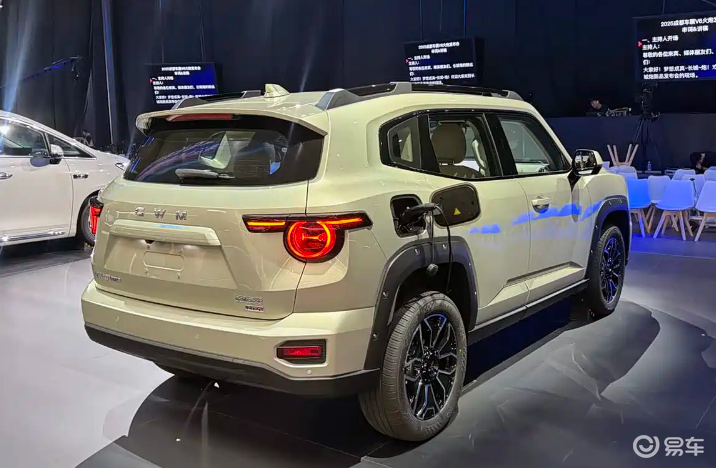 大狗PLUS预售11.28万起，轴距2810mm