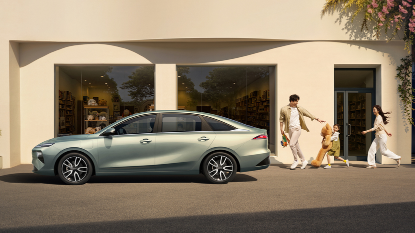 不玩虚的！7.98万荣威纯电D6用实测数据重新定义“性价比”