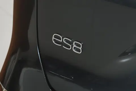 实锤了，全新 ES8 用实力证明：B B A 的下一台是它，增程下一台是纯电