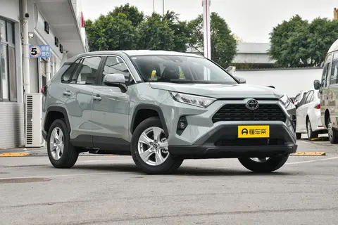 丰田RAV4荣放二手车全维度导购评测