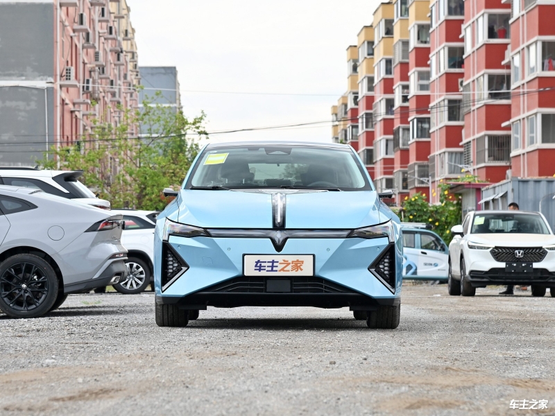 成都灵悉L最新报价14.98万起 暂无优惠